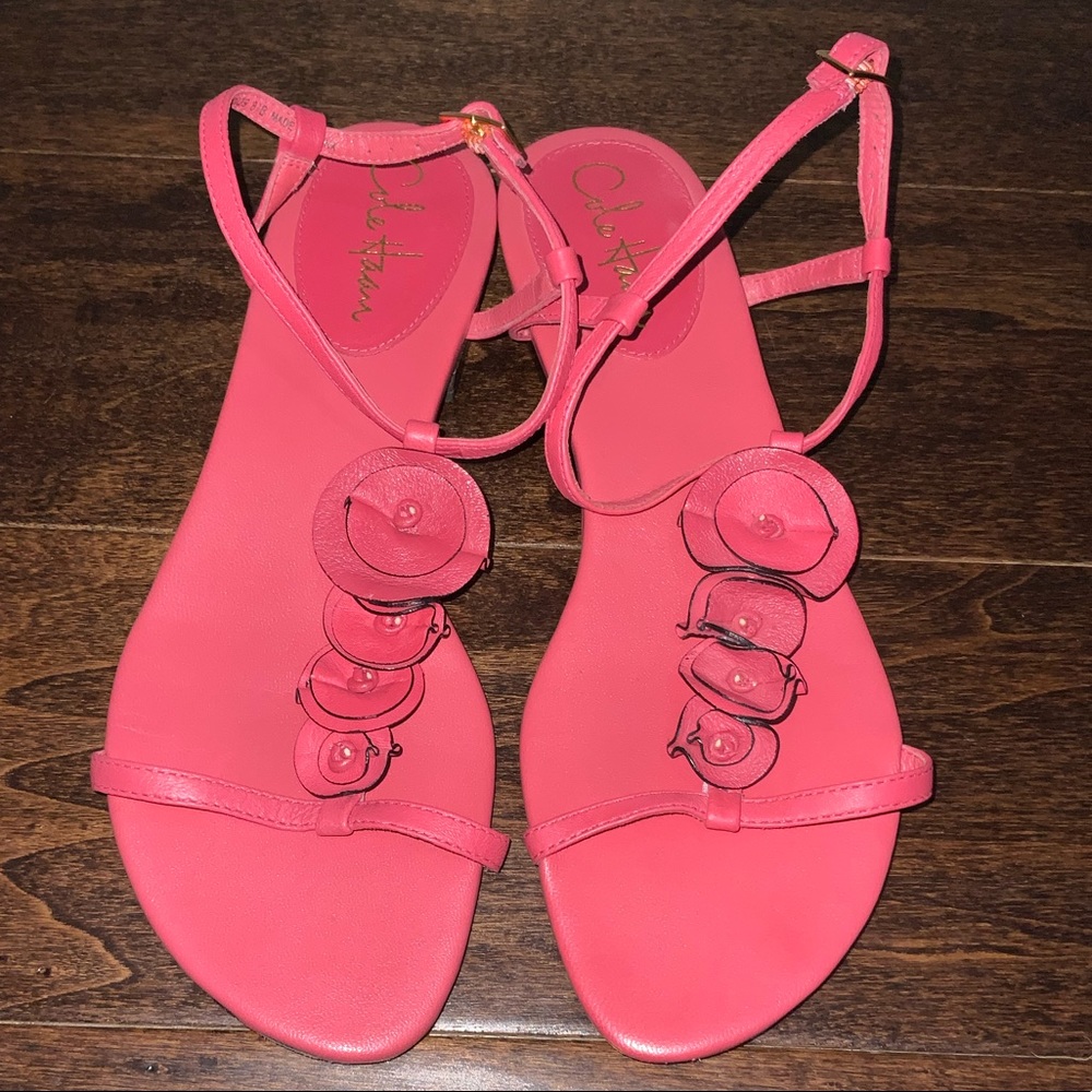 Cole Haan Air Halsey Salmon Color Leather T-Strap Sandals Flats Size 8.5 - Picture 2 of 10